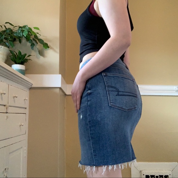 American Eagle high waisted stretch jean miniskirt - Picture 2 of 9